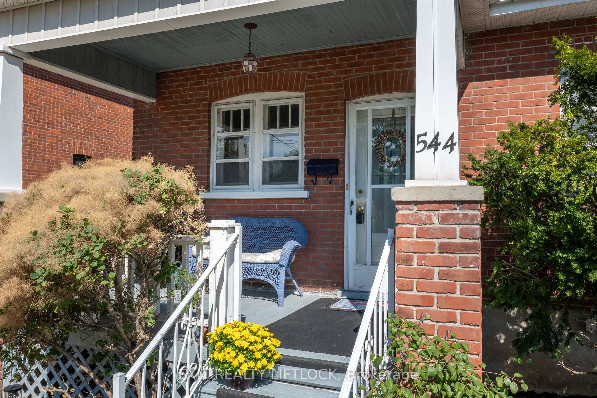 Photo 2 of 544 Douglas Avenue, Peterborough, Town Ward 3 — HOMEH