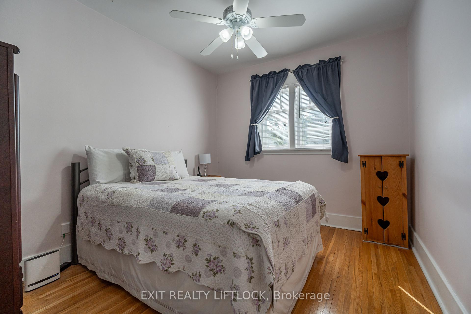 Photo 16 of 544 Douglas Avenue, Peterborough, Town Ward 3 — HOMEH