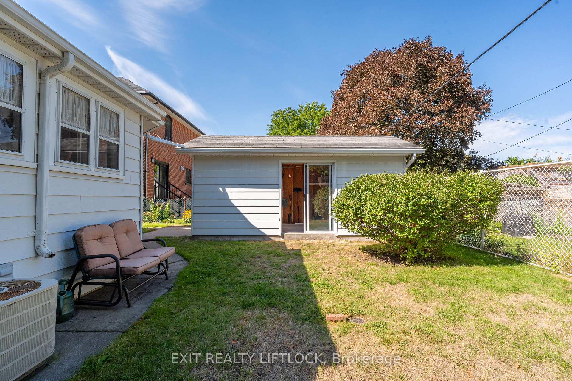 Photo 27 of 544 Douglas Avenue, Peterborough, Town Ward 3 — HOMEH