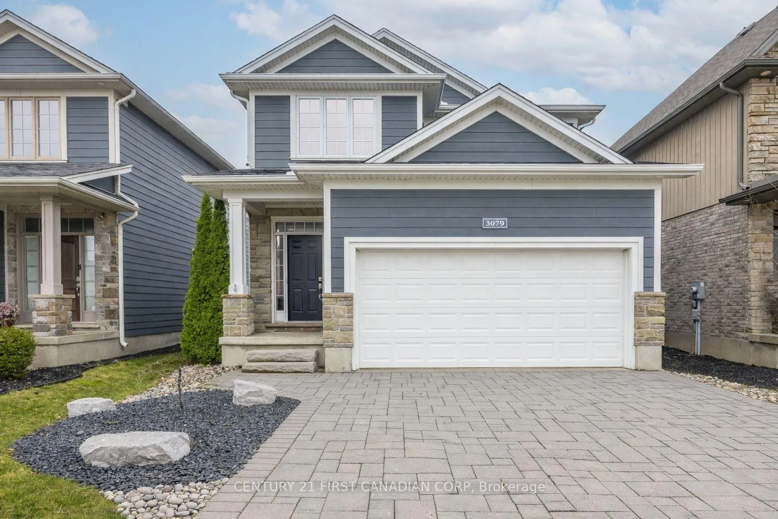 Front of 3079 Pomeroy Lane