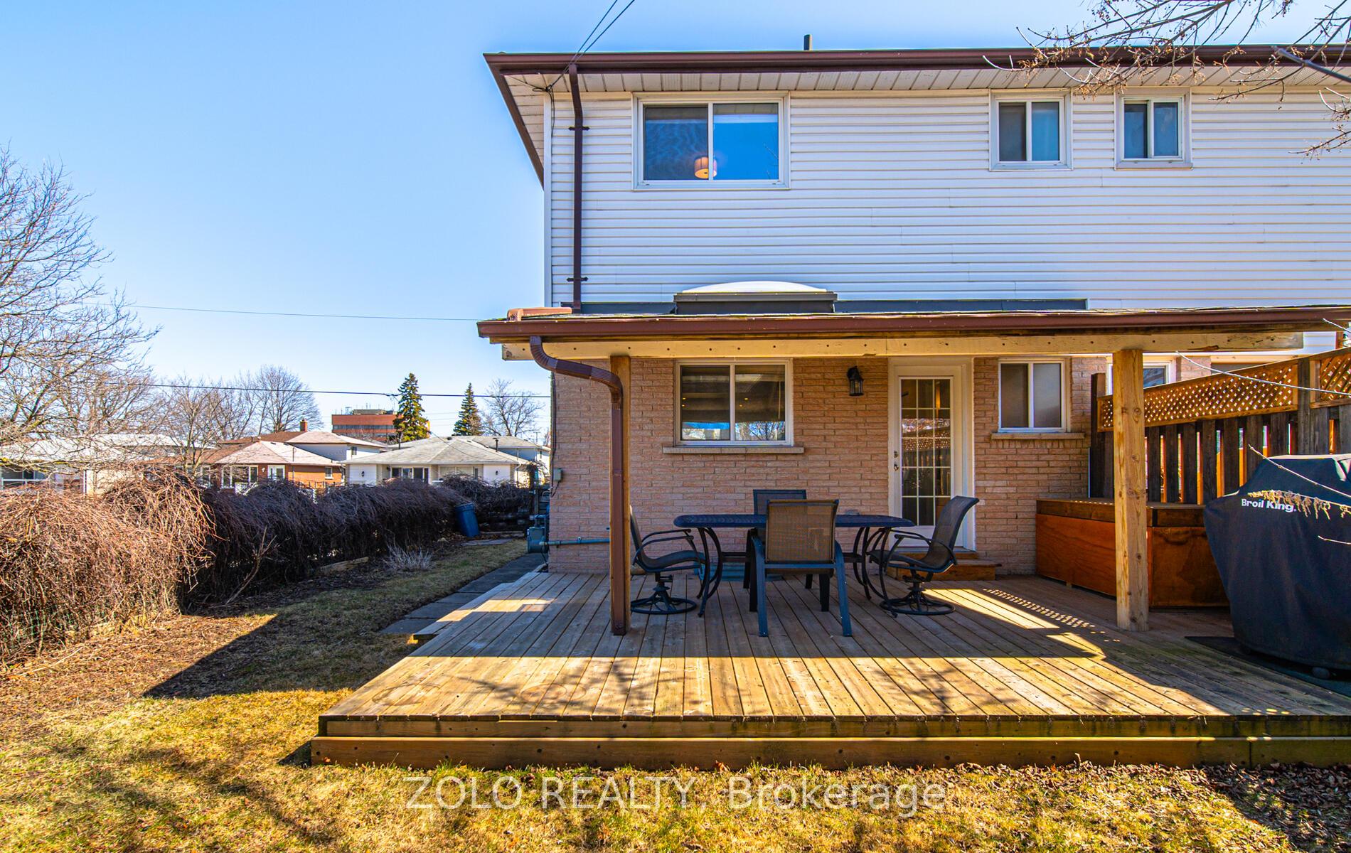 Photo 5 of 196 Durham Street, Oshawa, Vanier — HOMEH