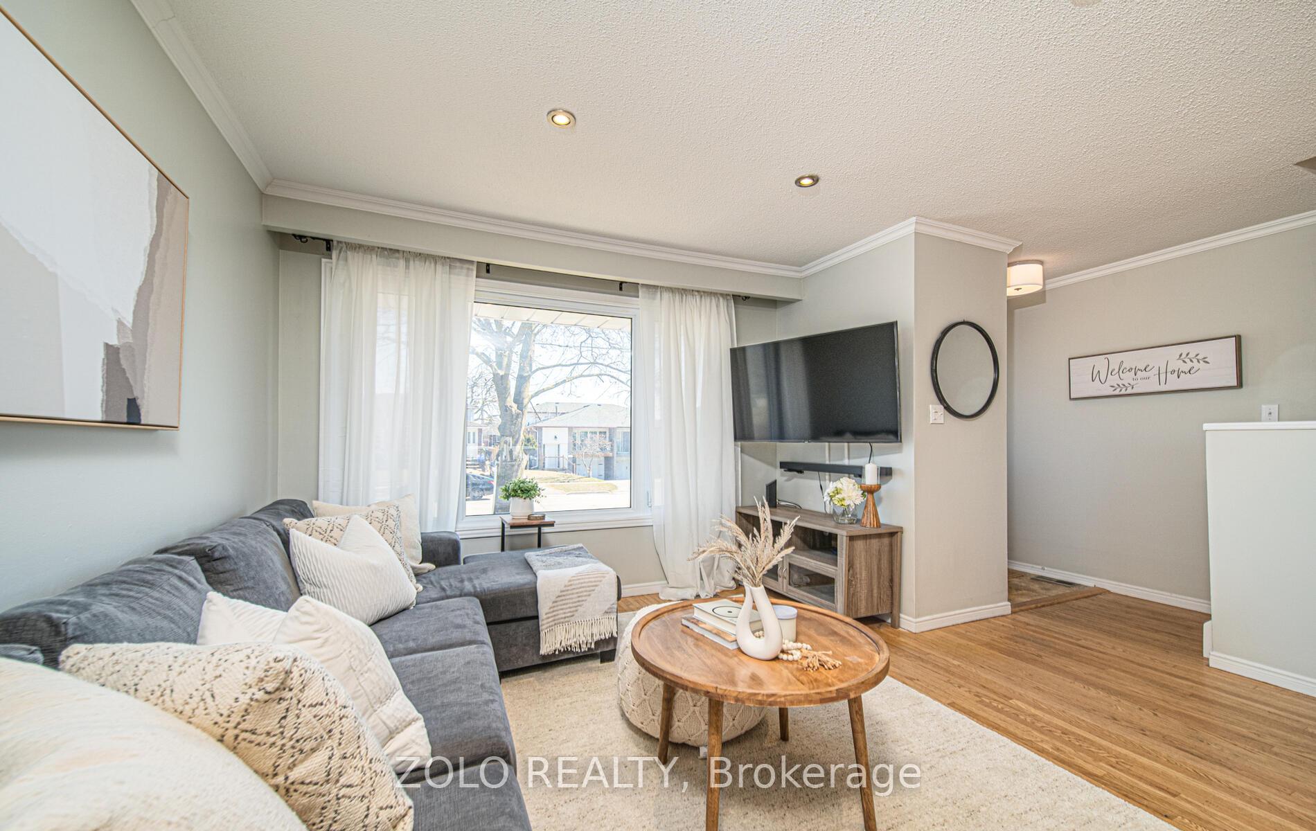 Photo 10 of 196 Durham Street, Oshawa, Vanier — HOMEH