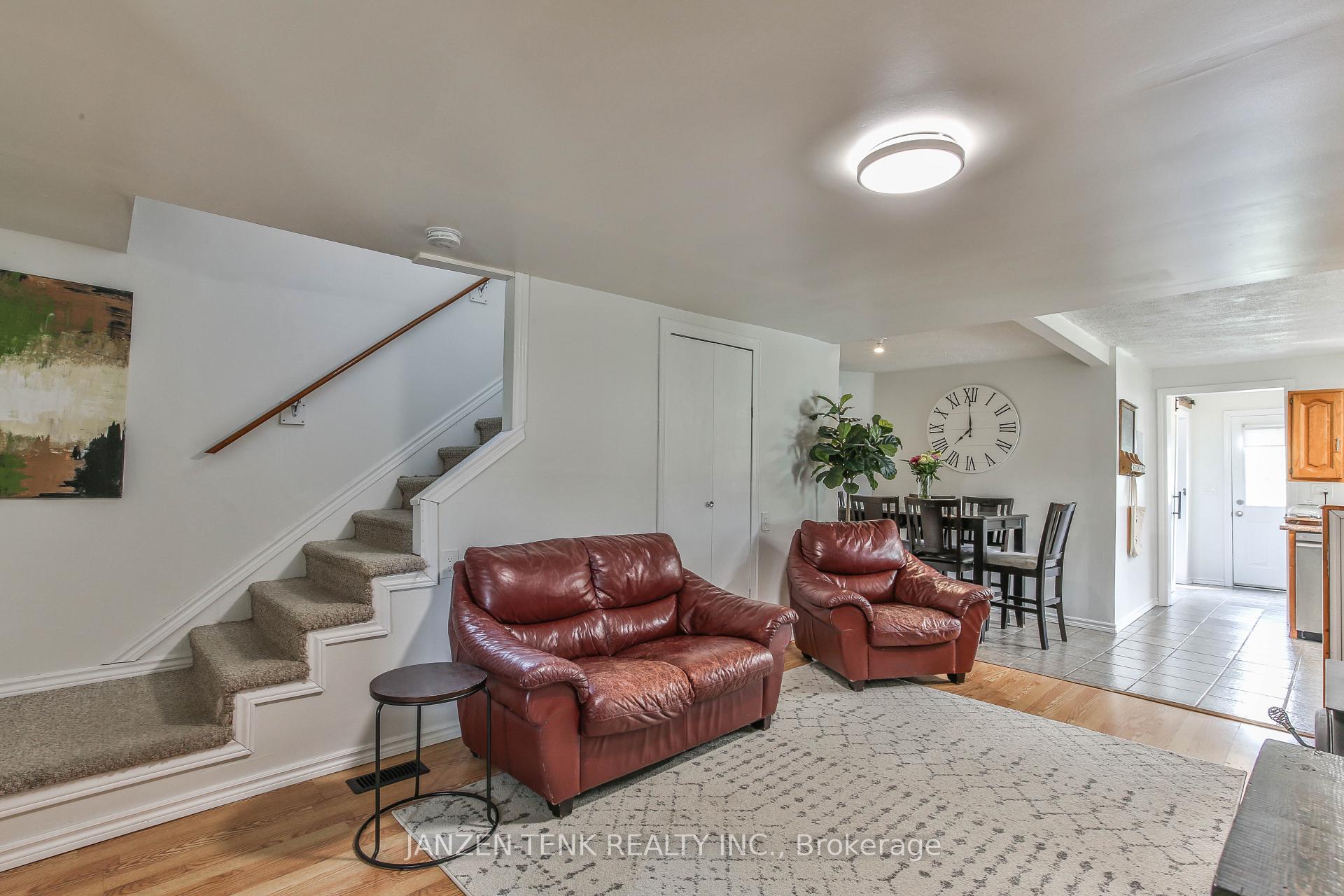 Photo 4 of 9361 Richmond Road, Bayham, Richmond — HOMEH