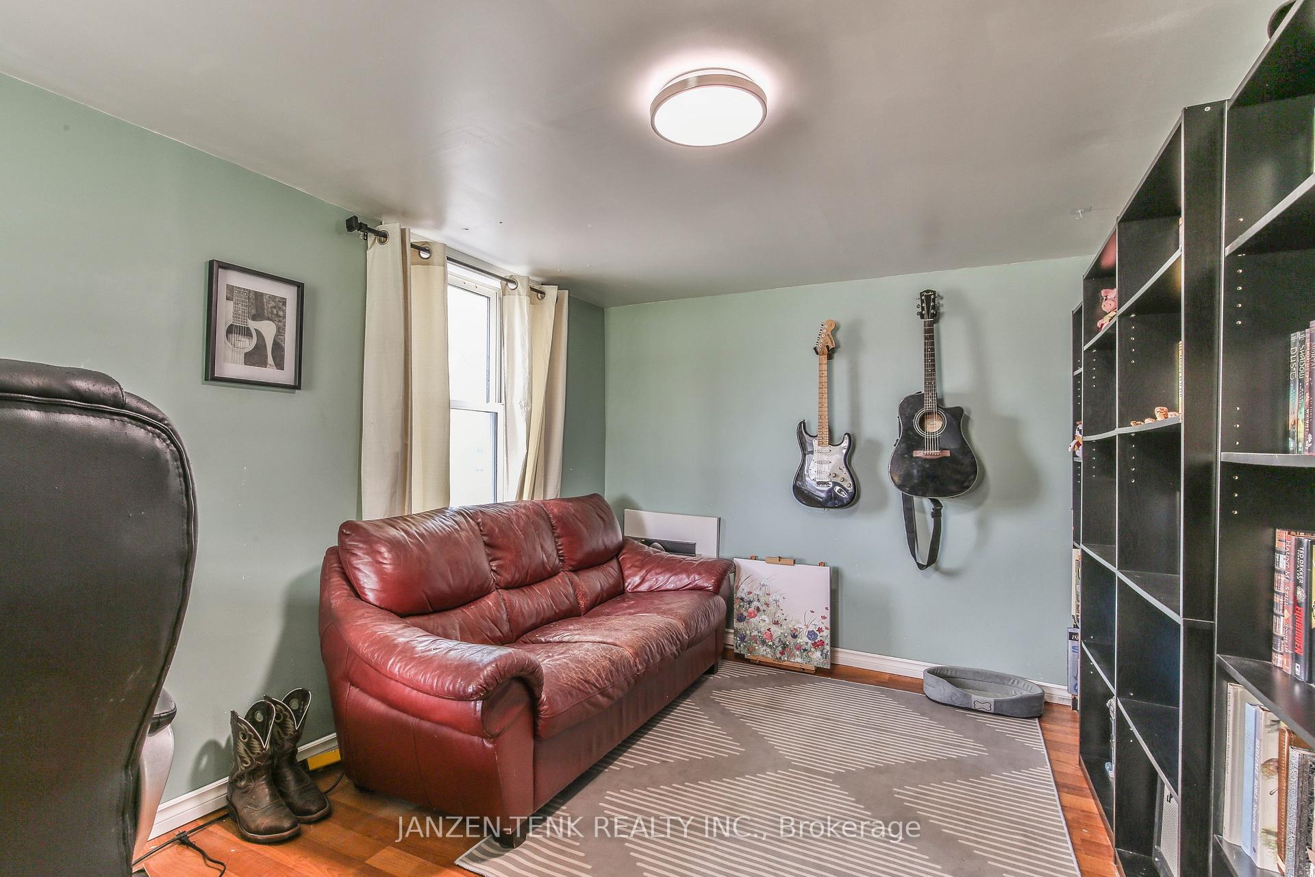 Photo 16 of 9361 Richmond Road, Bayham, Richmond — HOMEH