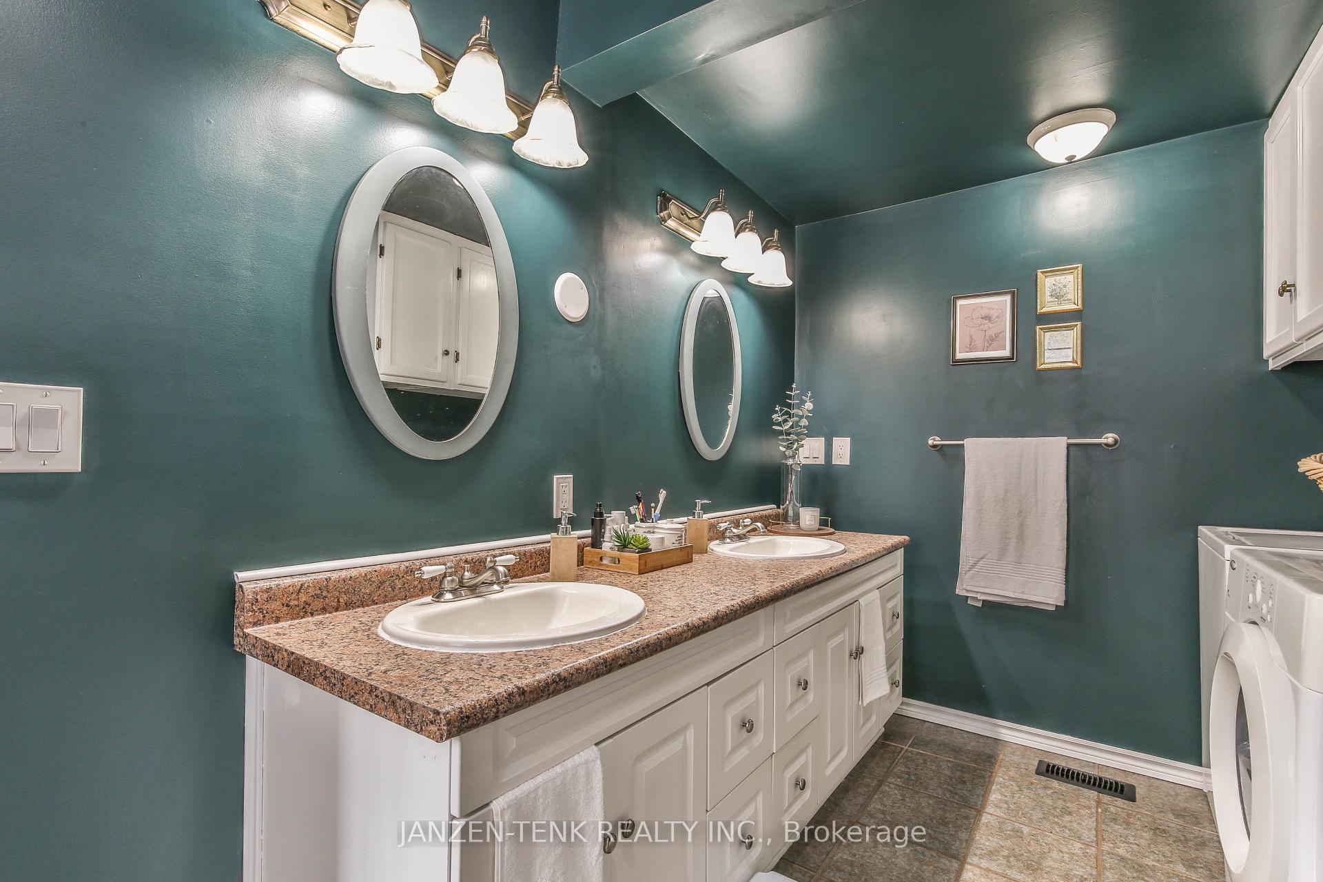 Photo 14 of 9361 Richmond Road, Bayham, Richmond — HOMEH