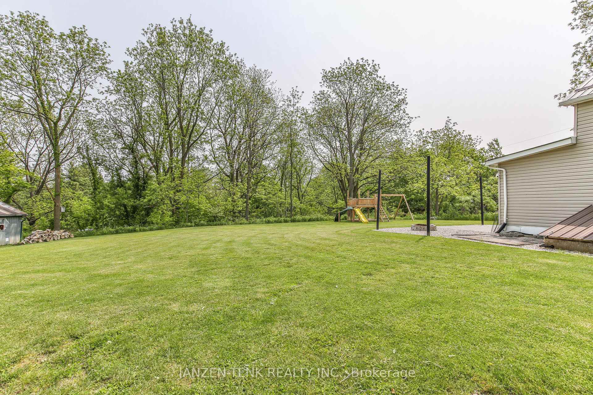 Photo 30 of 9361 Richmond Road, Bayham, Richmond — HOMEH
