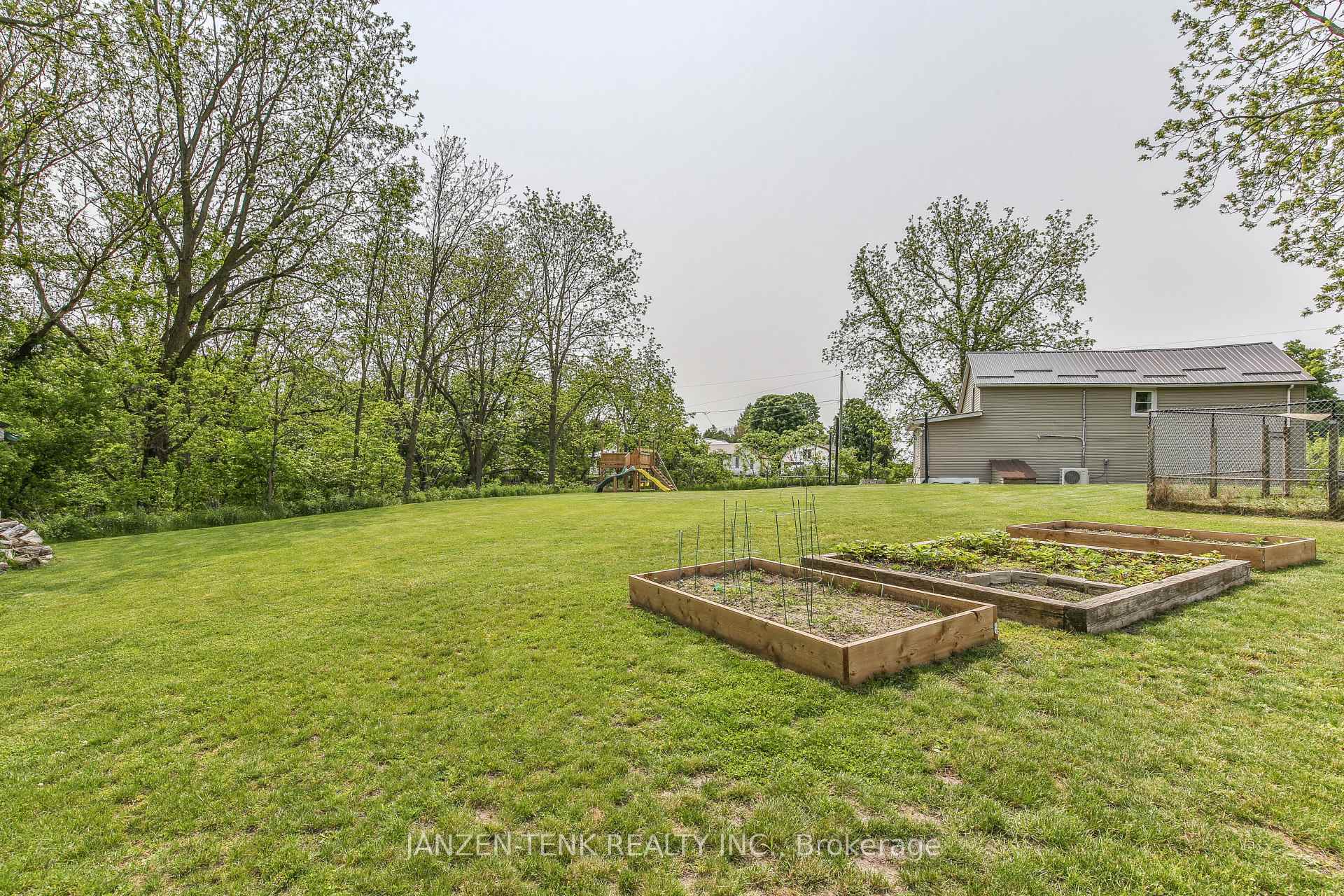 Photo 31 of 9361 Richmond Road, Bayham, Richmond — HOMEH
