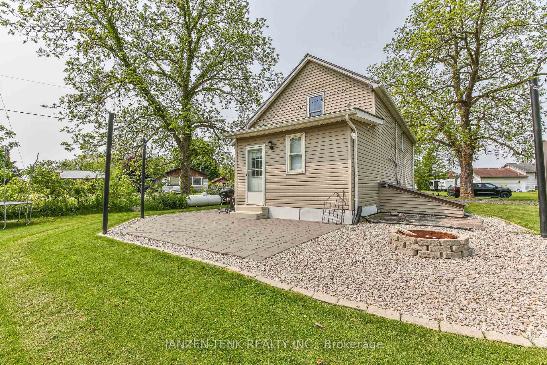 Photo 38 of 9361 Richmond Road, Bayham, Richmond — HOMEH