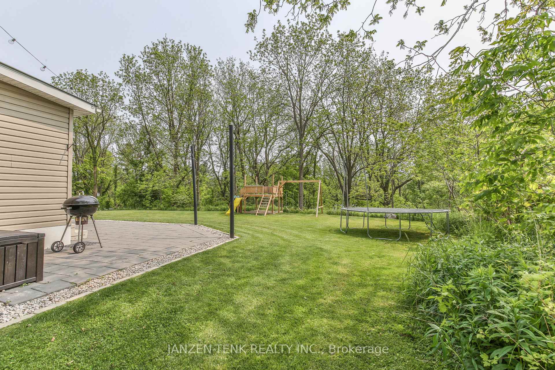 Photo 37 of 9361 Richmond Road, Bayham, Richmond — HOMEH