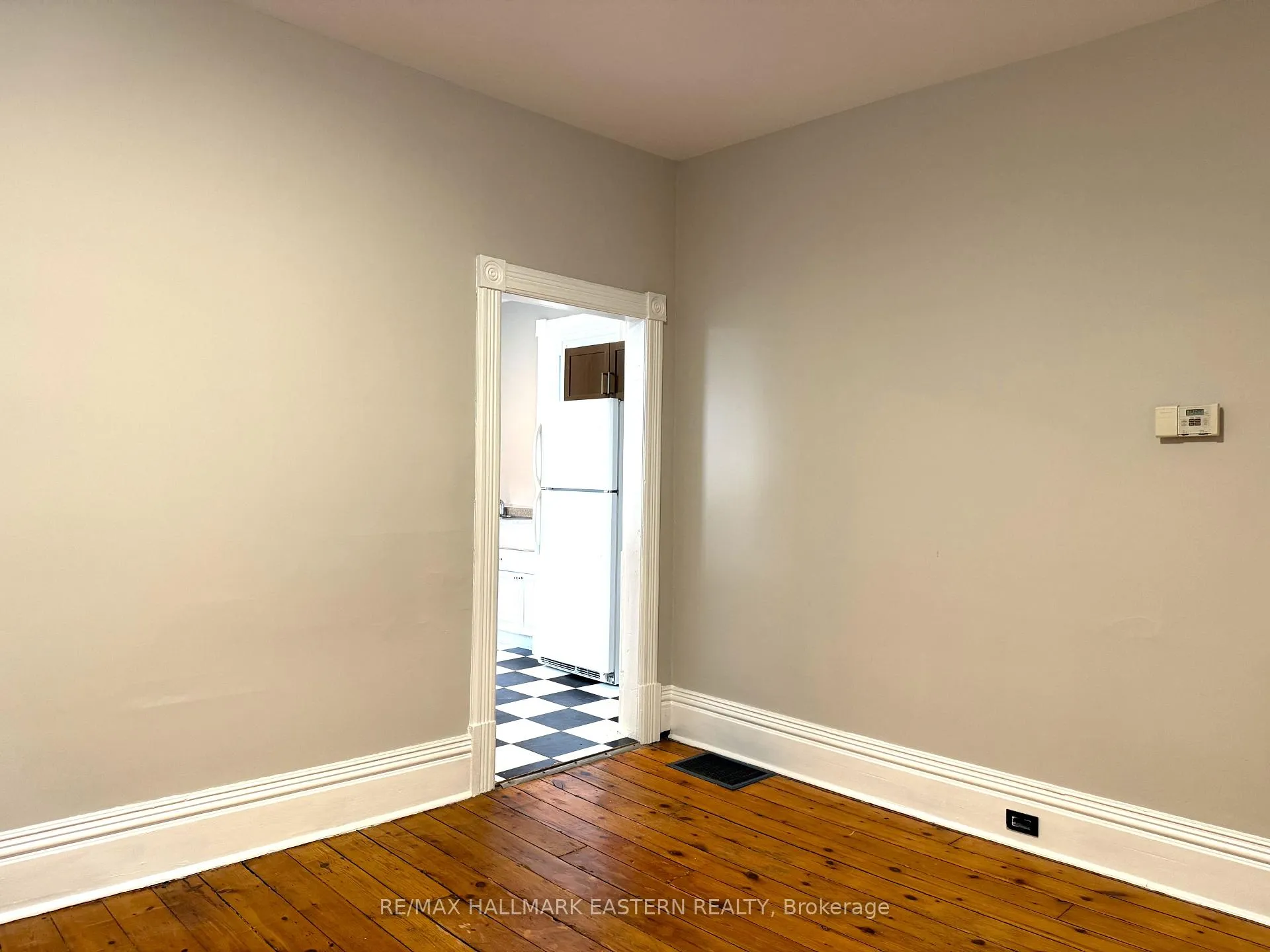 Photo 9 of 215 Stewart Street, Peterborough, Town Ward 3 — HOMEH
