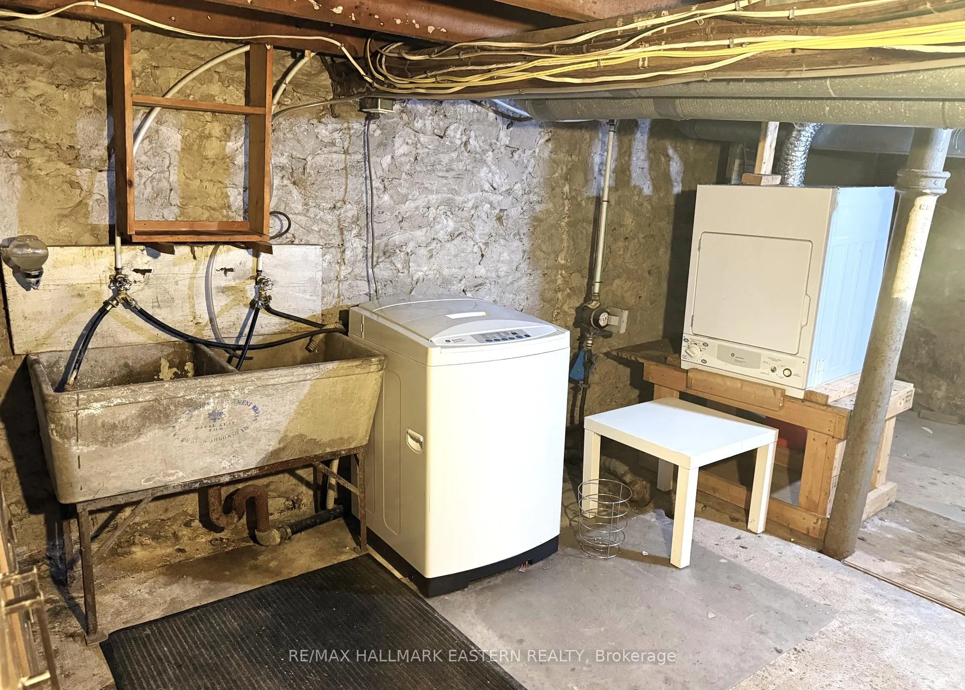 Photo 31 of 215 Stewart Street, Peterborough, Town Ward 3 — HOMEH