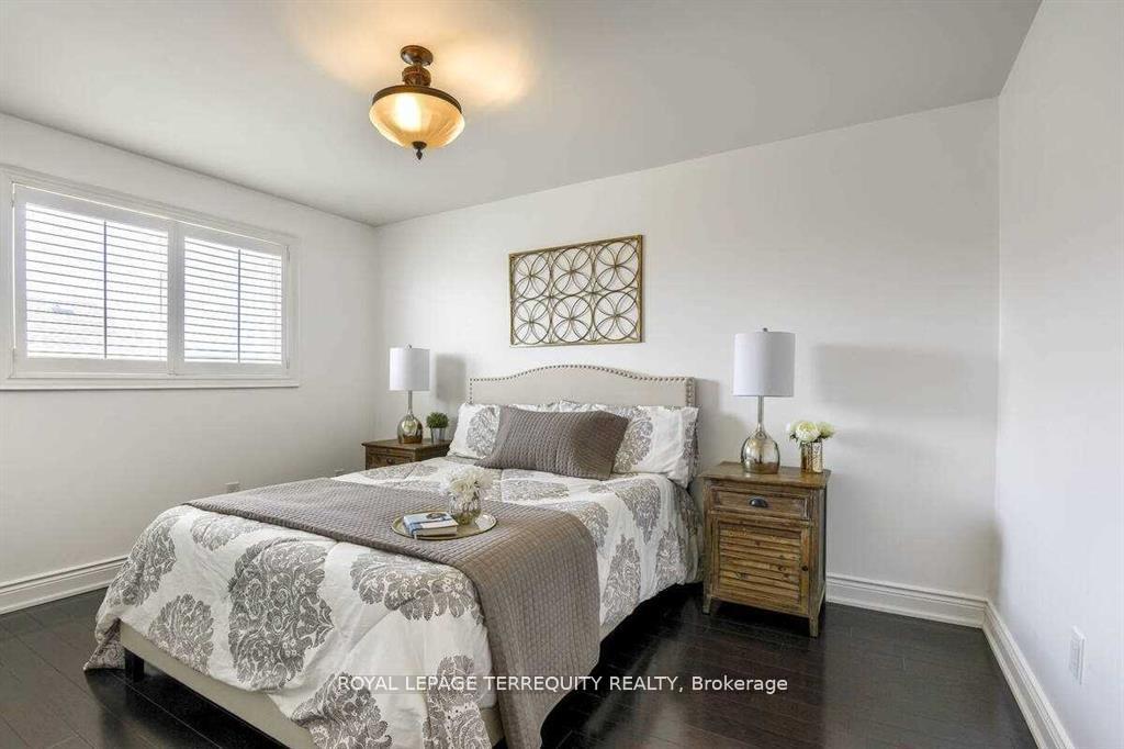 Photo 19 of 17 Agincourt Road, Vaughan, West Woodbridge — HOMEH
