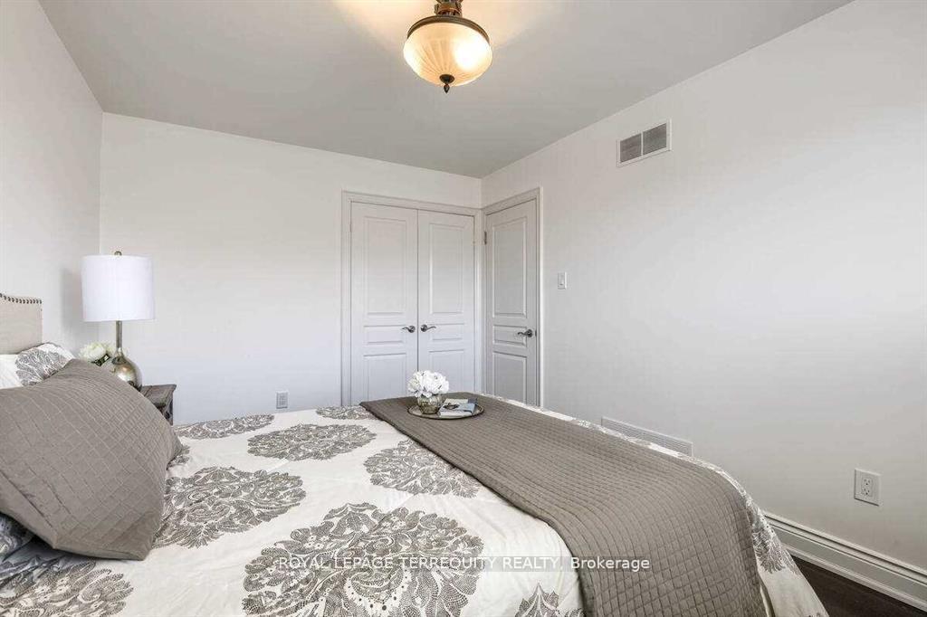 Photo 20 of 17 Agincourt Road, Vaughan, West Woodbridge — HOMEH