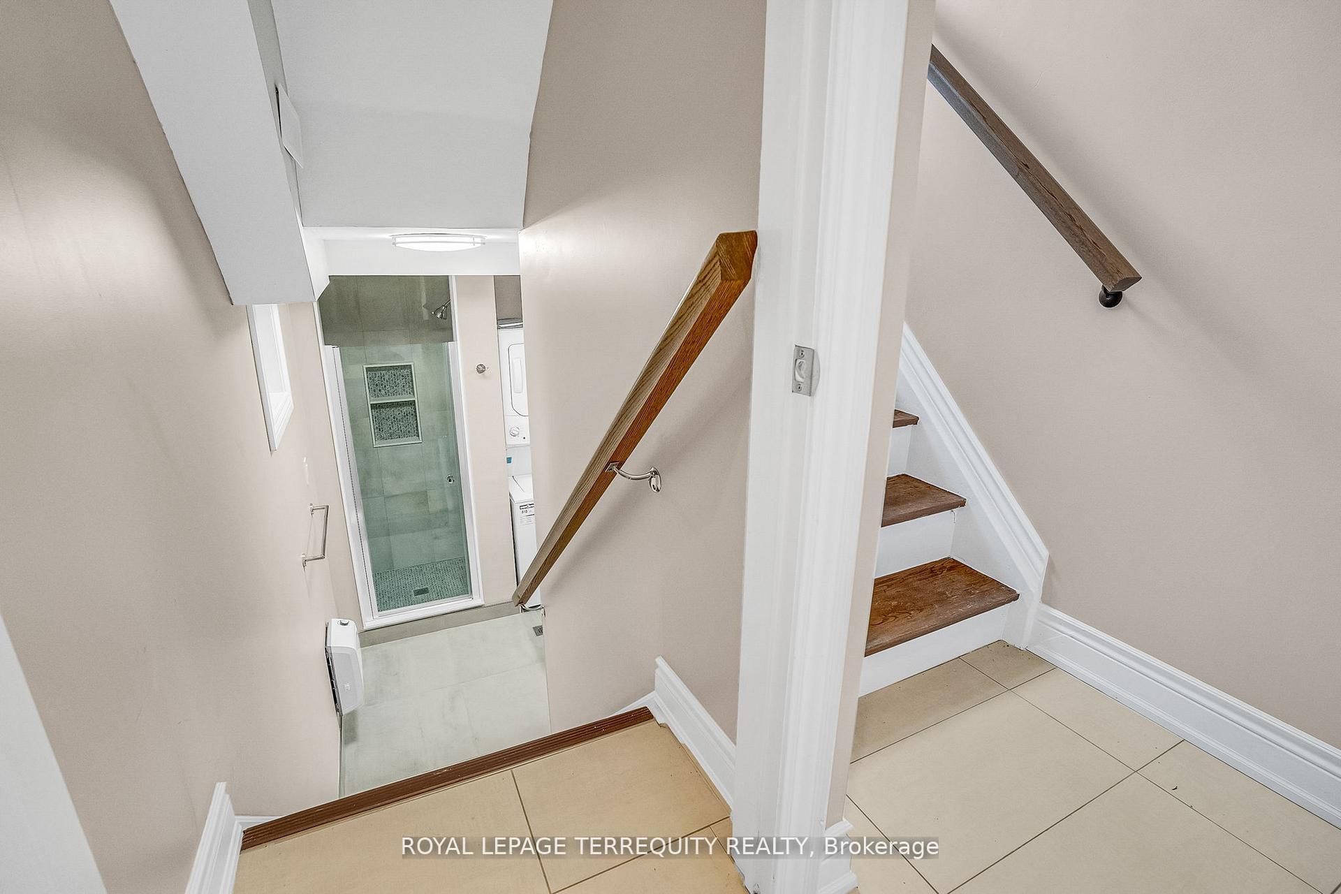 Photo 30 of 17 Agincourt Road, Vaughan, West Woodbridge — HOMEH