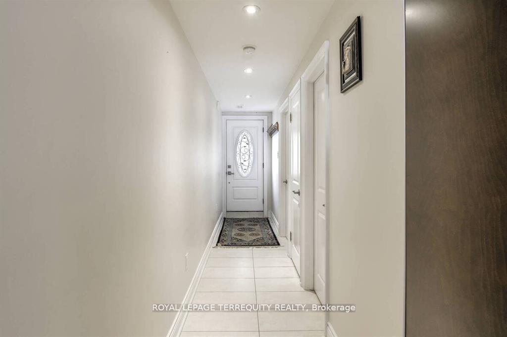 Photo 33 of 17 Agincourt Road, Vaughan, West Woodbridge — HOMEH