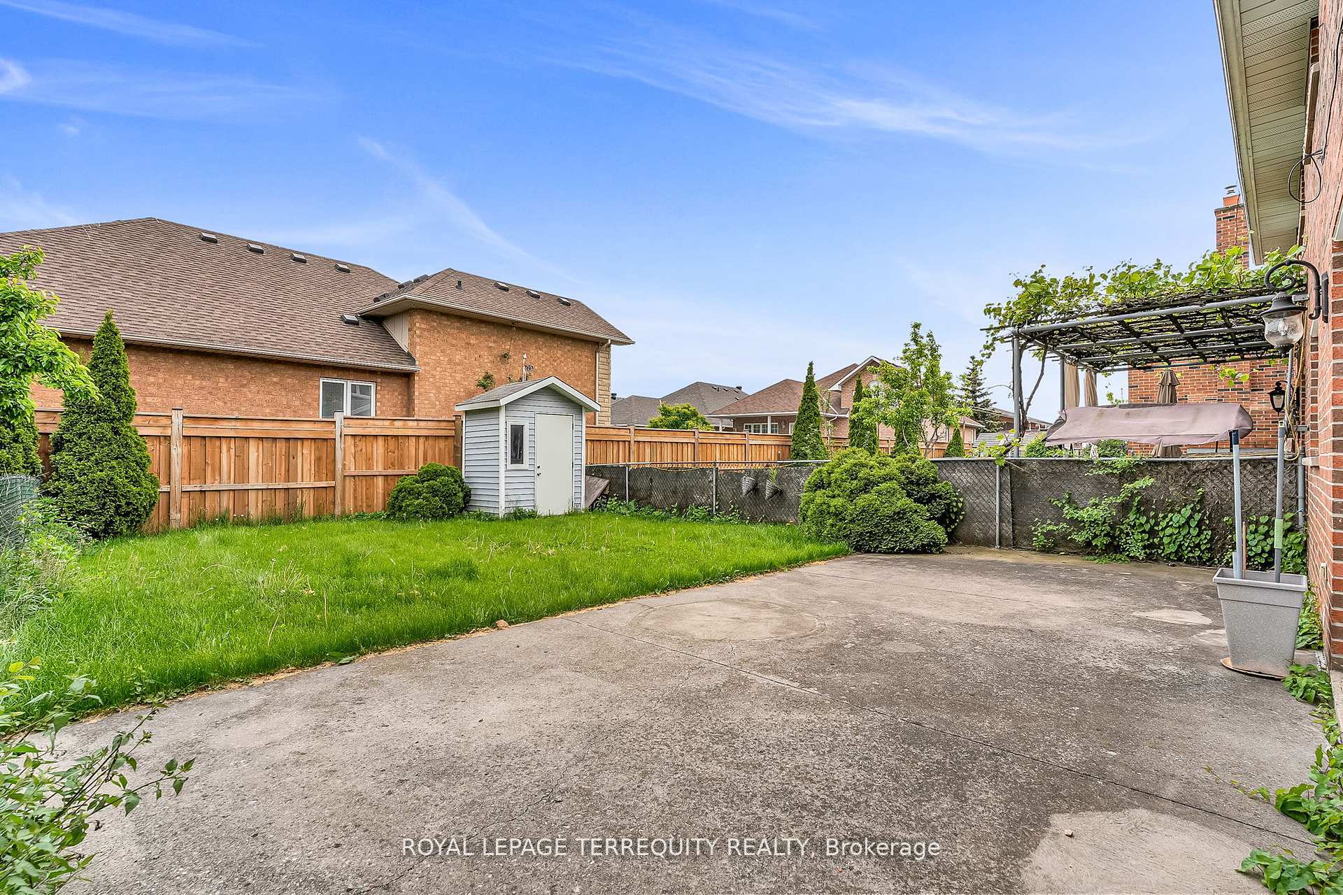 Photo 42 of 17 Agincourt Road, Vaughan, West Woodbridge — HOMEH