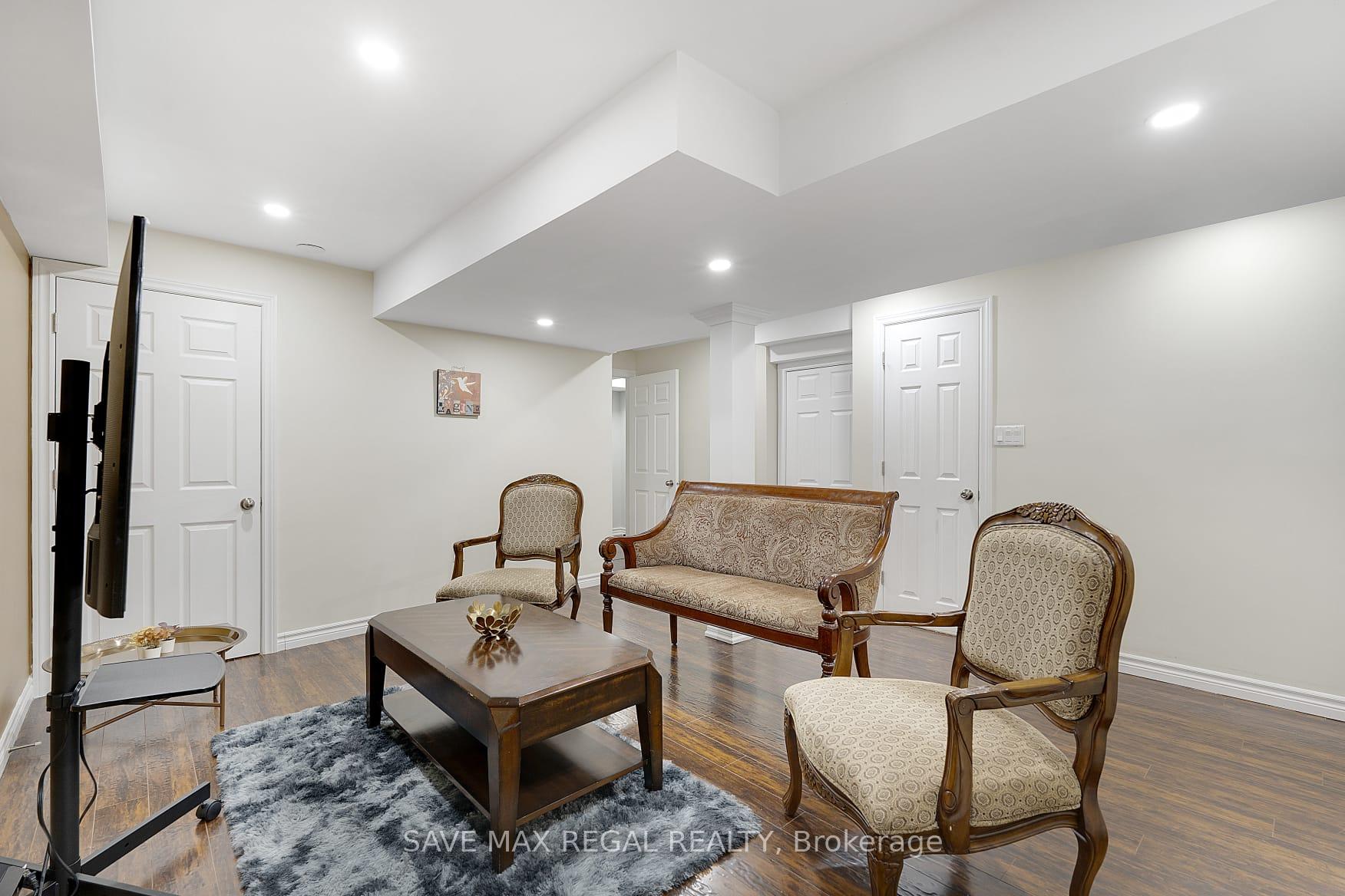 Photo 38 of 14 Bettina Place, Whitby, Rolling Acres — HOMEH