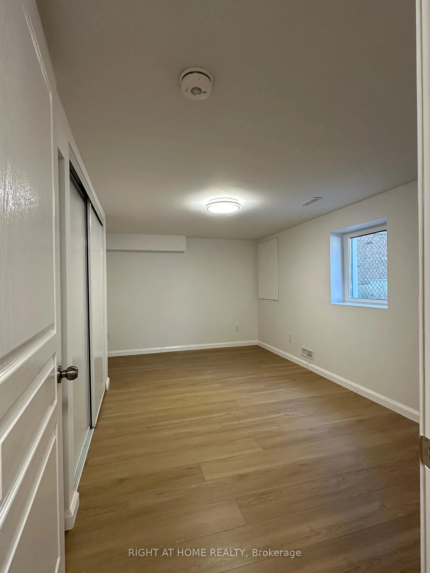 Photo 13 of Unit Basement, 63 Innisbrook Crescent, Markham, Aileen-Willowbrook — HOMEH