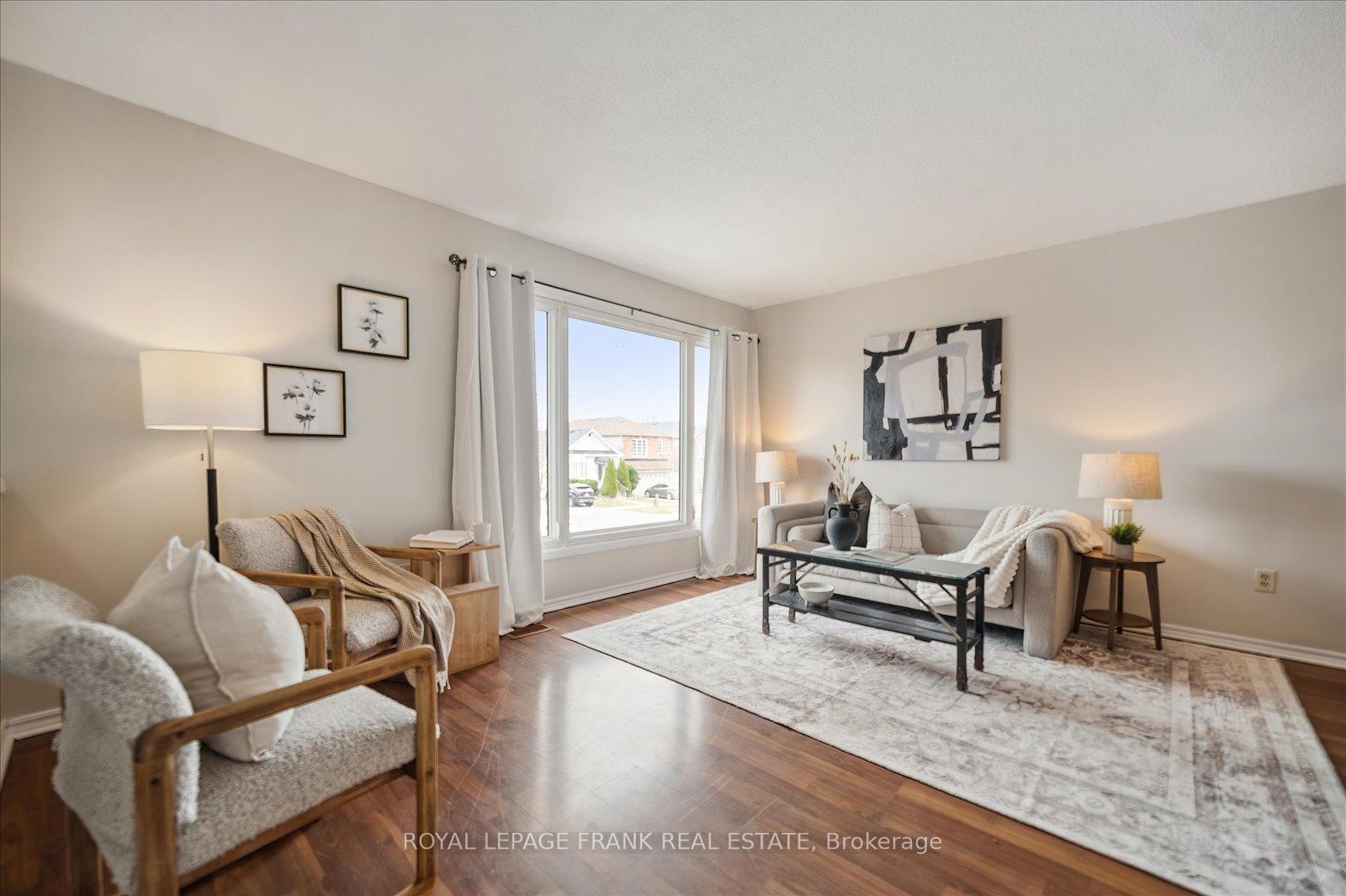 Photo 7 of 334 Pine Avenue, Oshawa, Vanier — HOMEH
