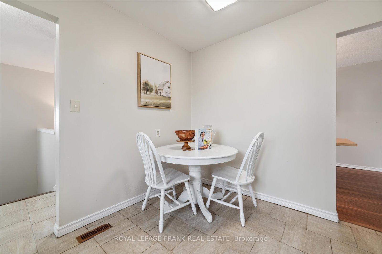 Photo 17 of 334 Pine Avenue, Oshawa, Vanier — HOMEH