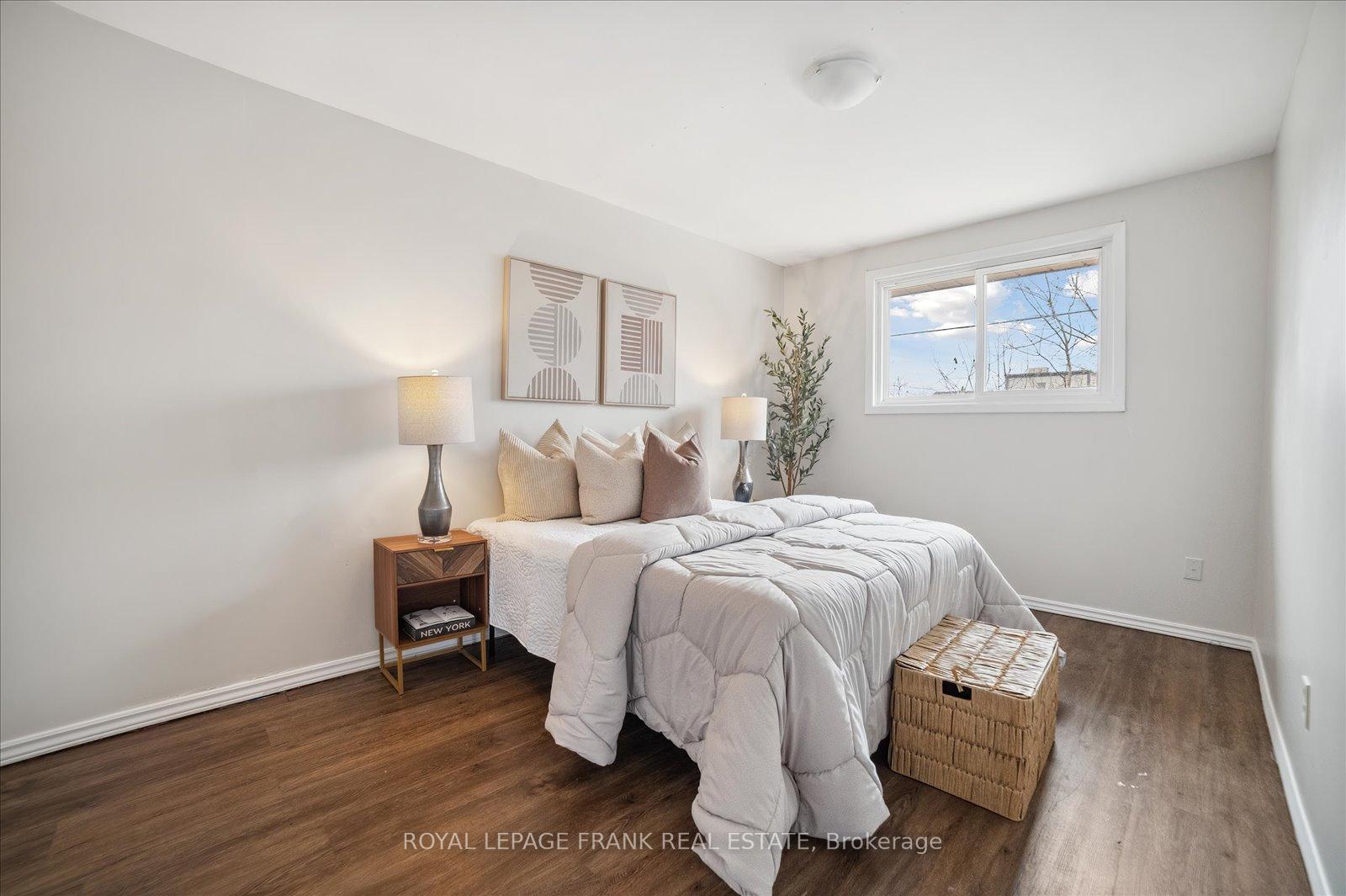 Photo 19 of 334 Pine Avenue, Oshawa, Vanier — HOMEH