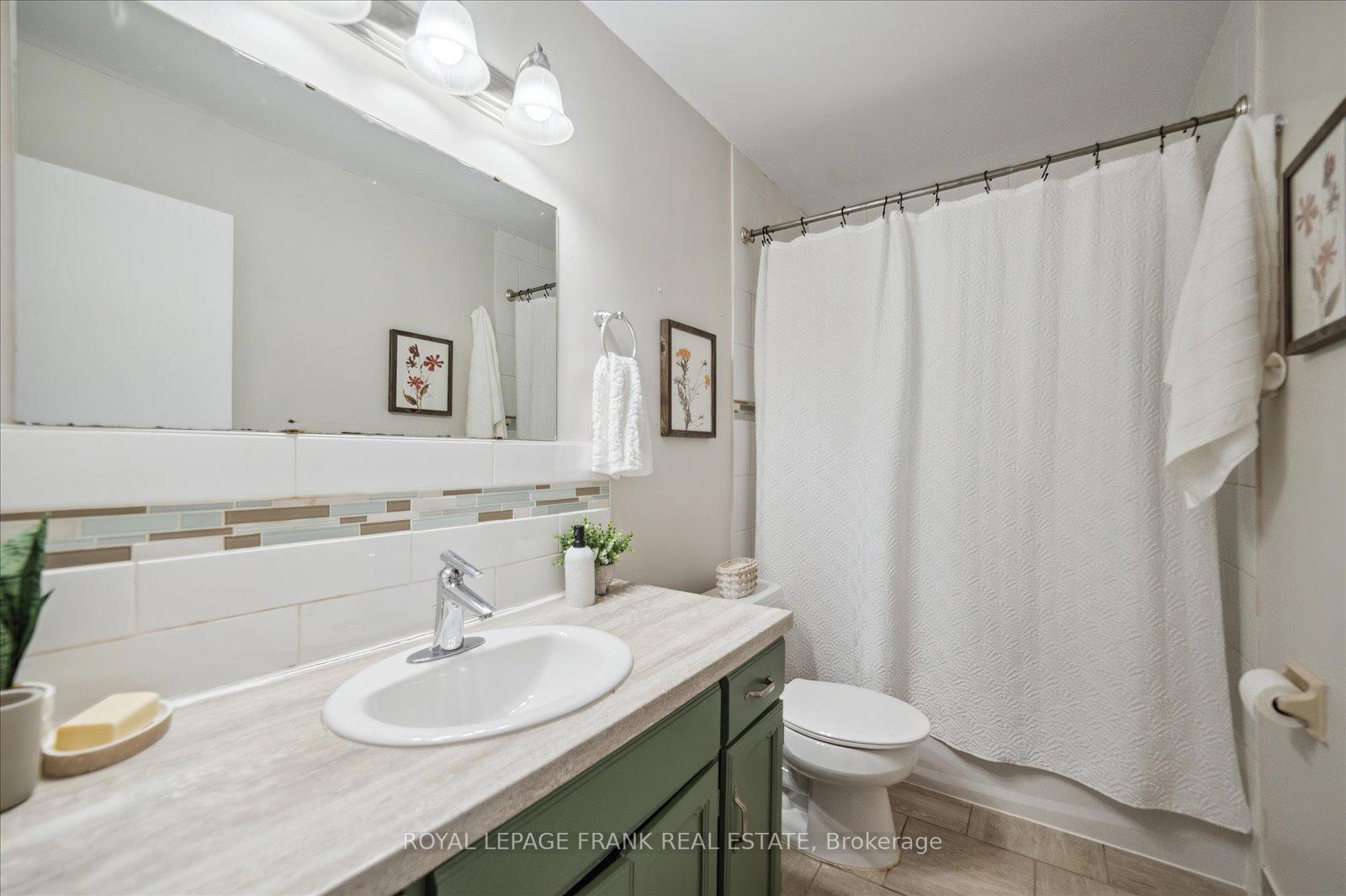 Photo 28 of 334 Pine Avenue, Oshawa, Vanier — HOMEH
