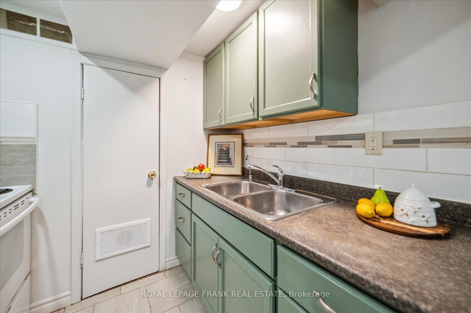 Photo 38 of 334 Pine Avenue, Oshawa, Vanier — HOMEH