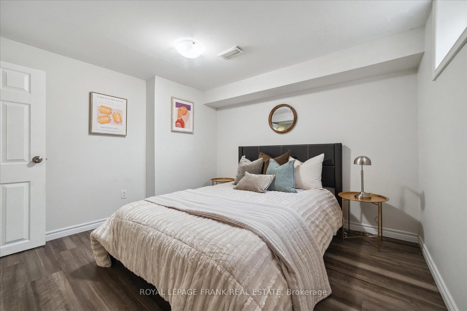Photo 40 of 334 Pine Avenue, Oshawa, Vanier — HOMEH