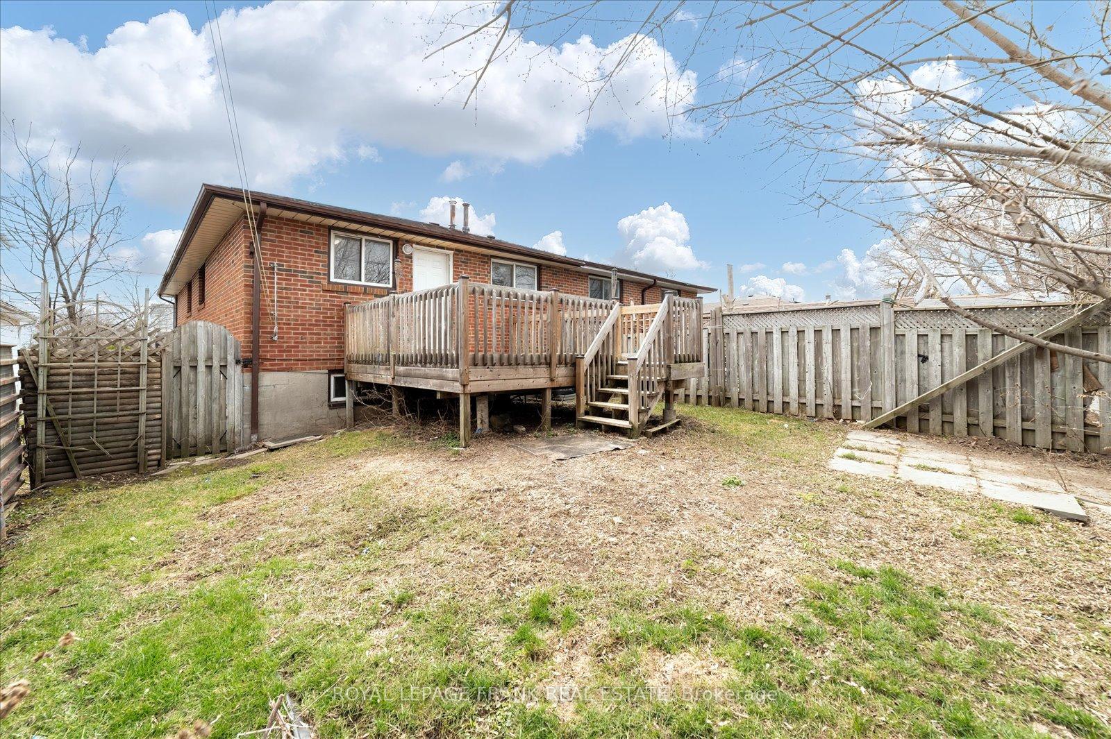Photo 46 of 334 Pine Avenue, Oshawa, Vanier — HOMEH