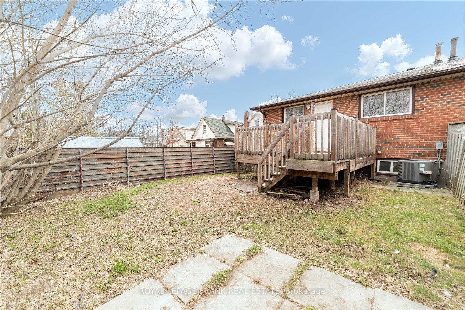 Photo 47 of 334 Pine Avenue, Oshawa, Vanier — HOMEH
