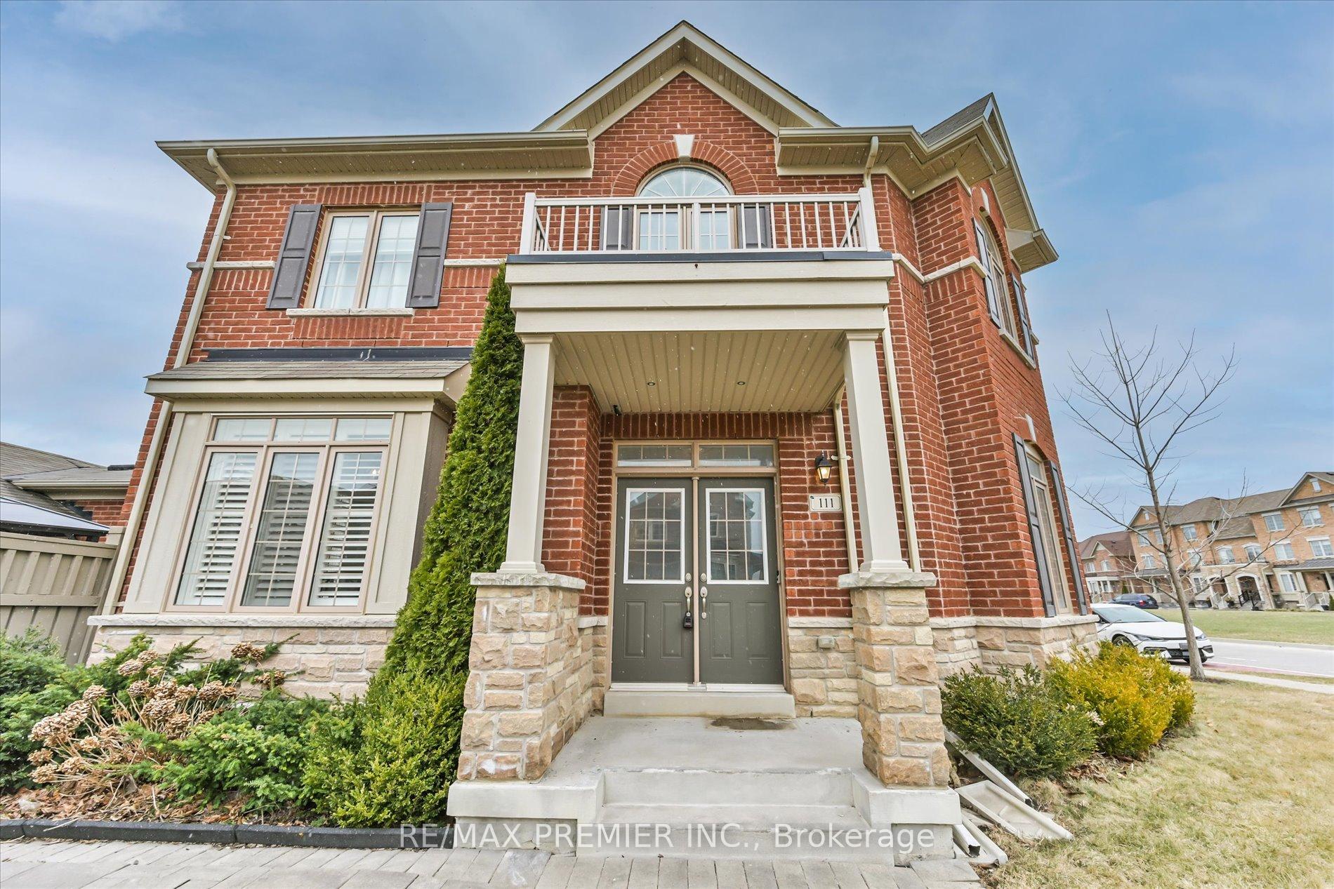 Photo 2 of 111 East's Corners Boulevard, Vaughan, Kleinburg — HOMEH
