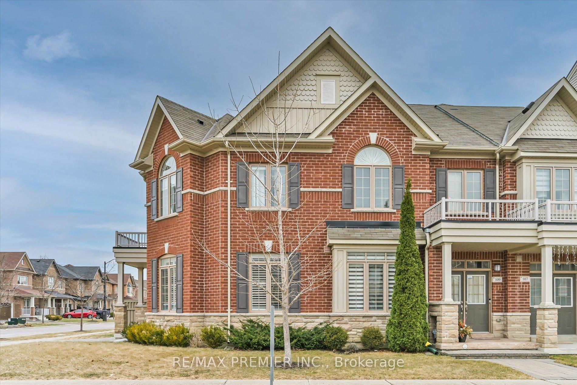 Photo 4 of 111 East's Corners Boulevard, Vaughan, Kleinburg — HOMEH