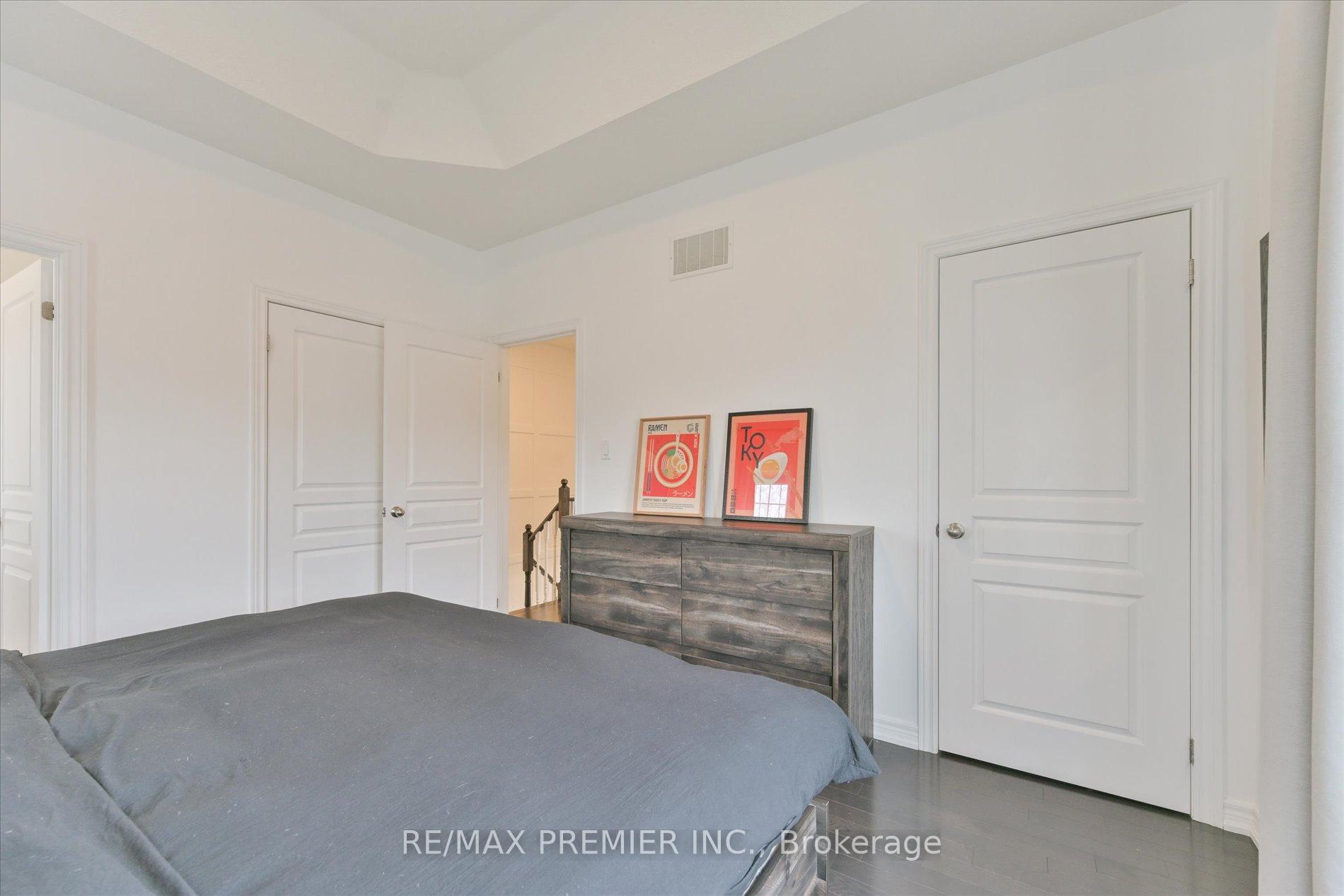 Photo 23 of 111 East's Corners Boulevard, Vaughan, Kleinburg — HOMEH