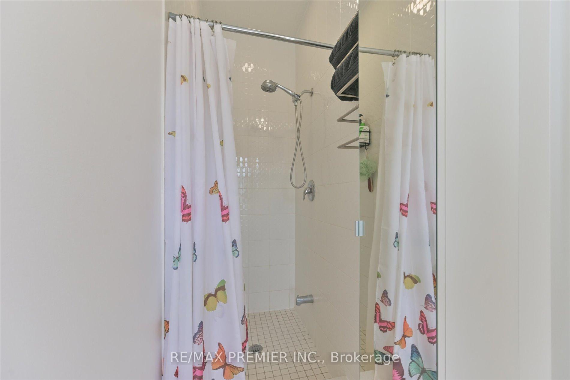 Photo 25 of 111 East's Corners Boulevard, Vaughan, Kleinburg — HOMEH