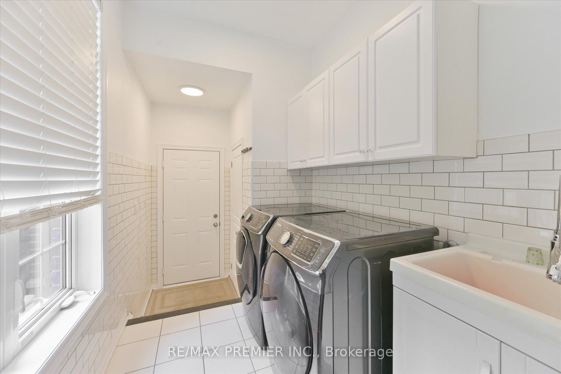 Photo 34 of 111 East's Corners Boulevard, Vaughan, Kleinburg — HOMEH