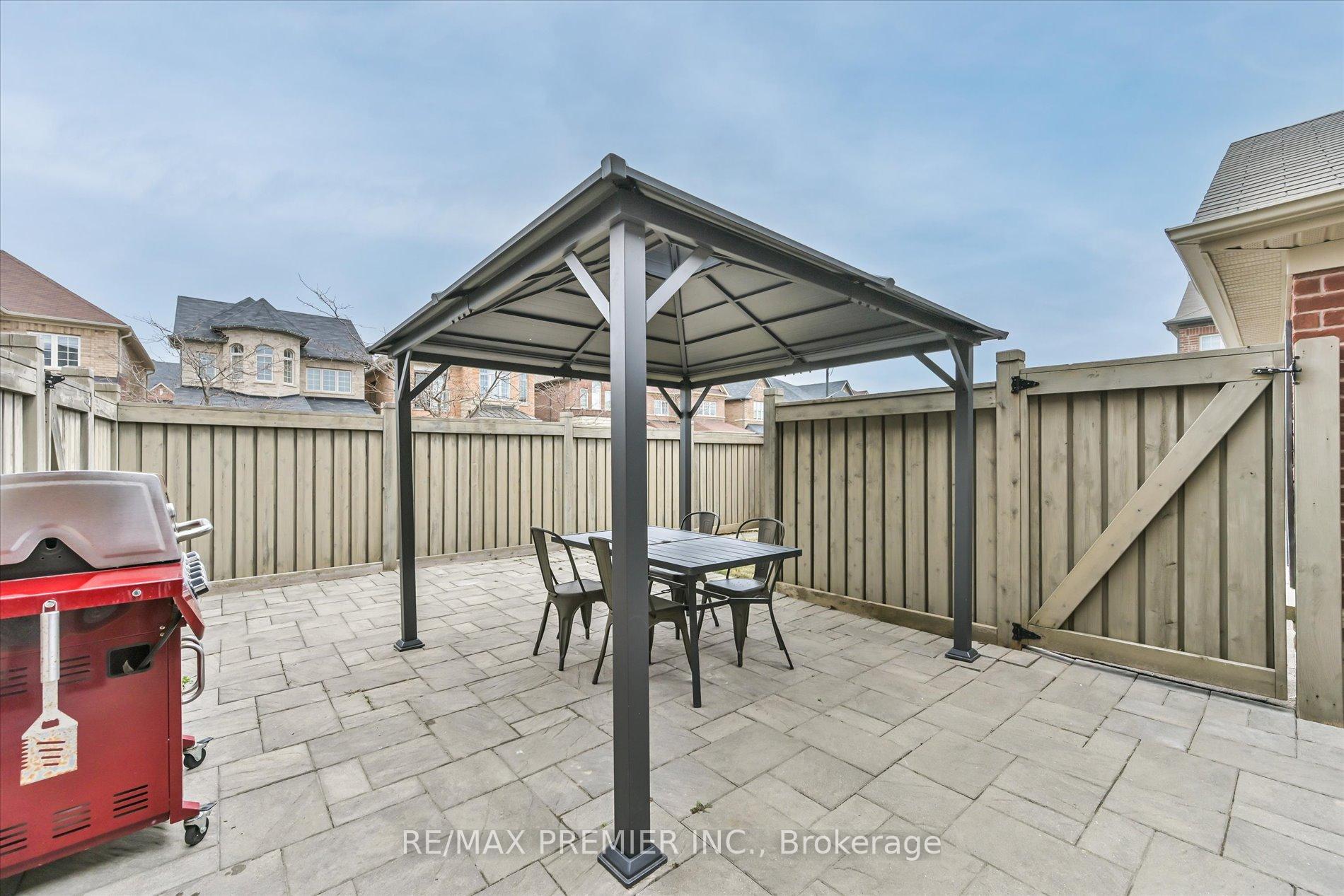 Photo 35 of 111 East's Corners Boulevard, Vaughan, Kleinburg — HOMEH