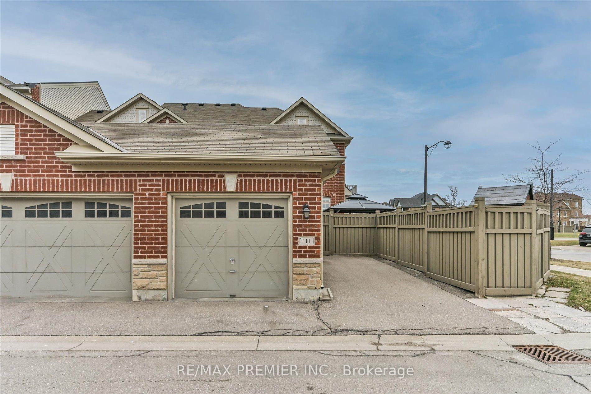 Photo 39 of 111 East's Corners Boulevard, Vaughan, Kleinburg — HOMEH