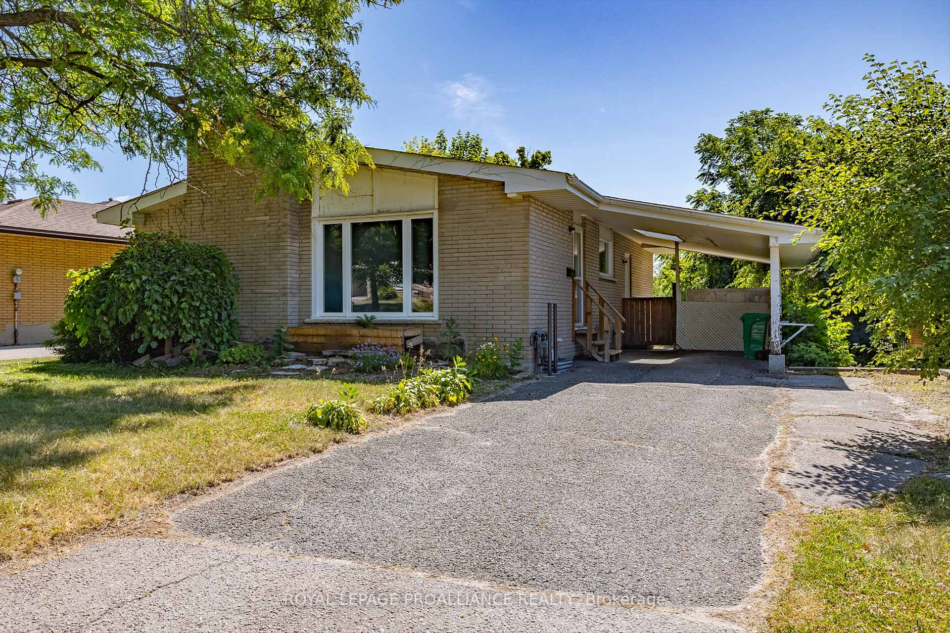 Photo 1 of 1182 Milburn Street, Peterborough, Northcrest Ward 5 — HOMEH