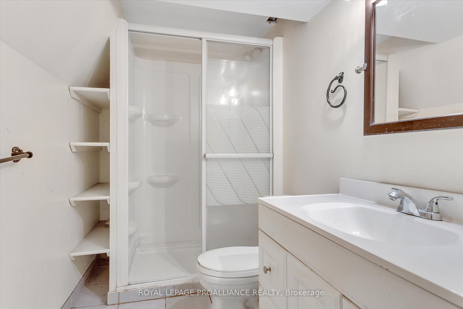 Photo 24 of 1182 Milburn Street, Peterborough, Northcrest Ward 5 — HOMEH