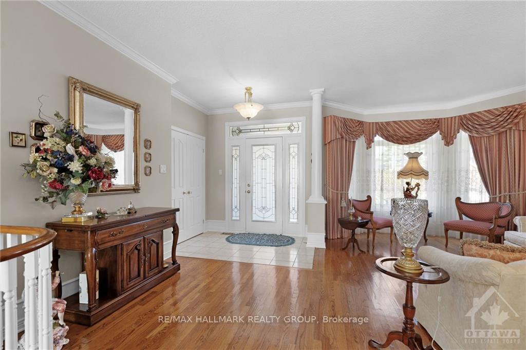 Photo 2 of 1110 Lichen Avenue, Ottawa, Avalon East — HOMEH