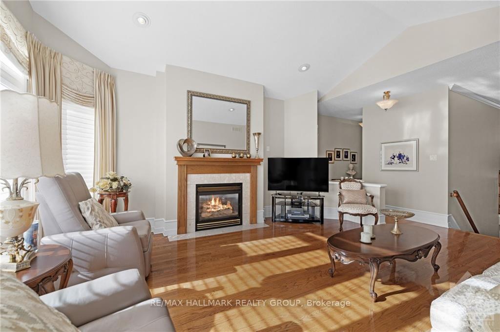 Photo 11 of 1110 Lichen Avenue, Ottawa, Avalon East — HOMEH