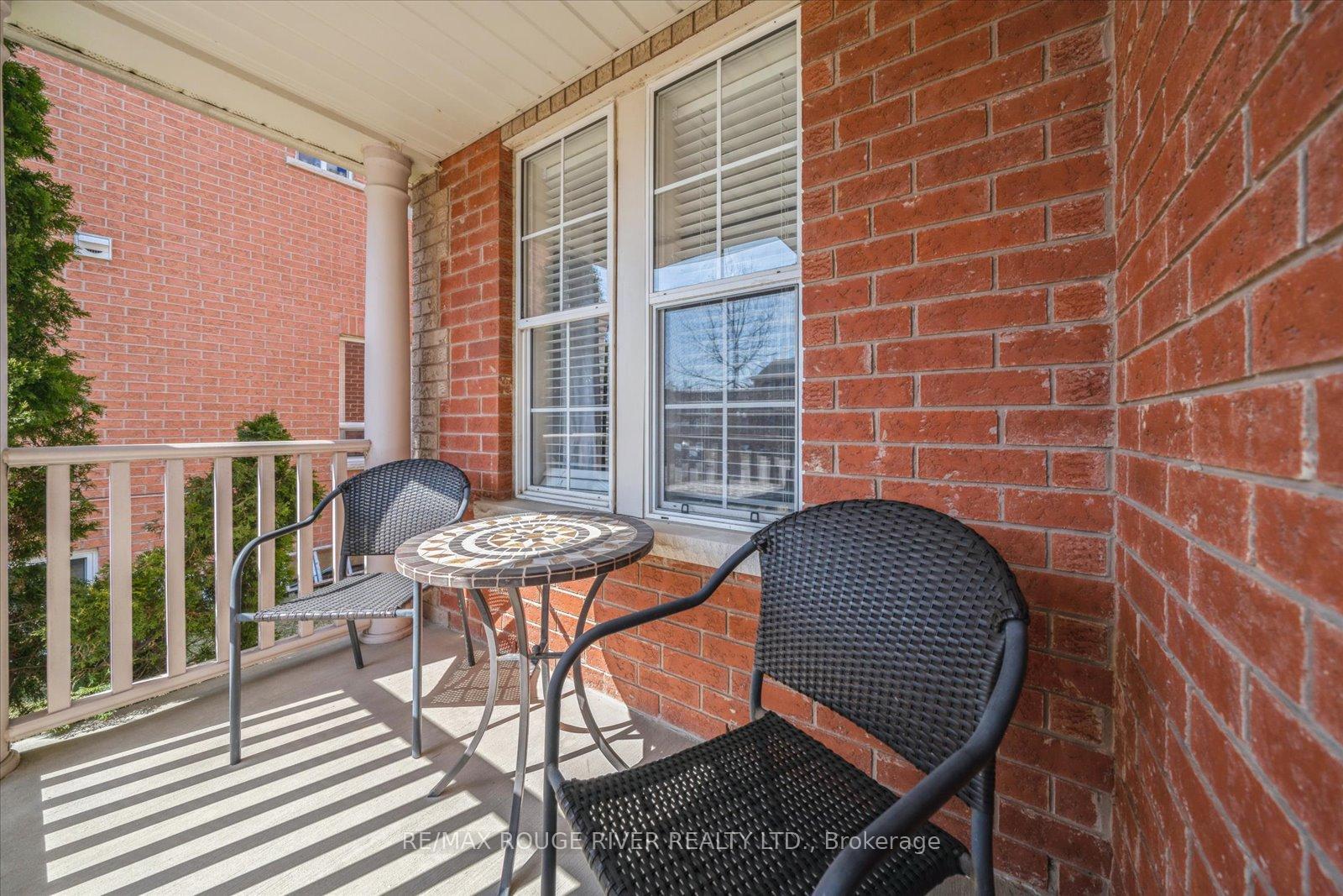 Photo 6 of 56 Hanson Crescent, Whitby, Brooklin — HOMEH