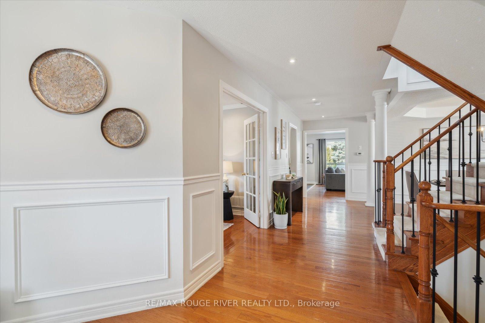 Photo 9 of 56 Hanson Crescent, Whitby, Brooklin — HOMEH