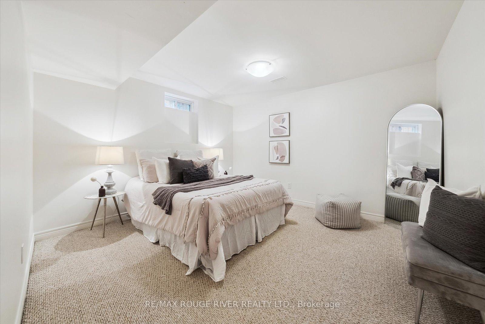 Photo 40 of 56 Hanson Crescent, Whitby, Brooklin — HOMEH