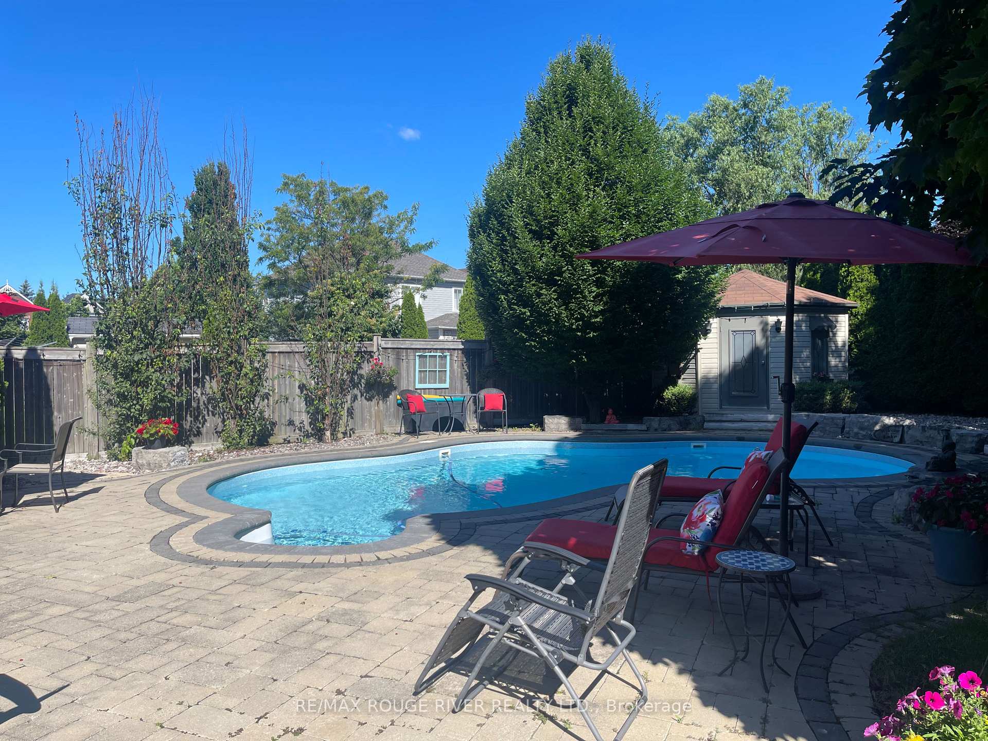 Photo 41 of 56 Hanson Crescent, Whitby, Brooklin — HOMEH