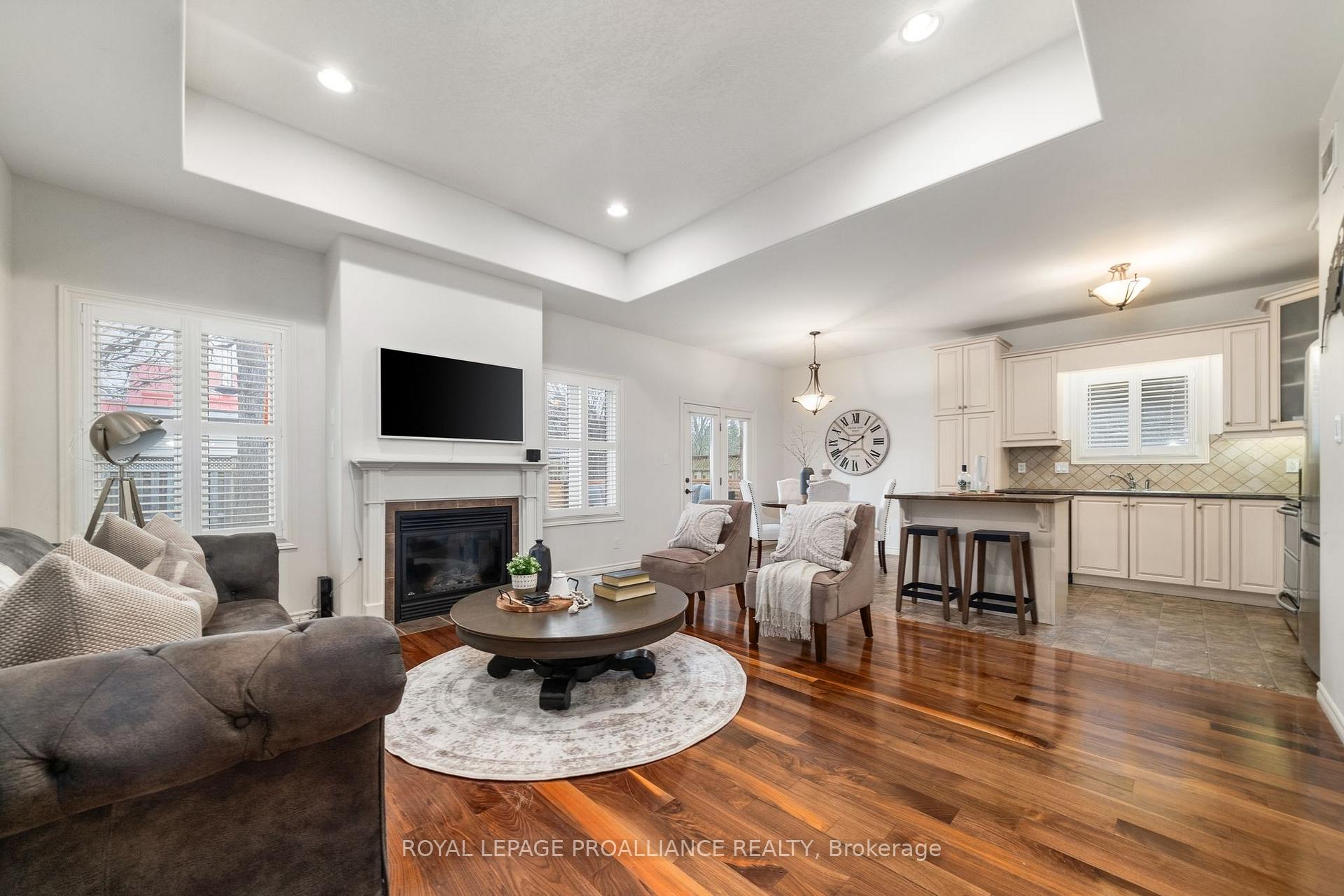 Photo 7 of 17 Gavey Street, Belleville, Thurlow Ward — HOMEH