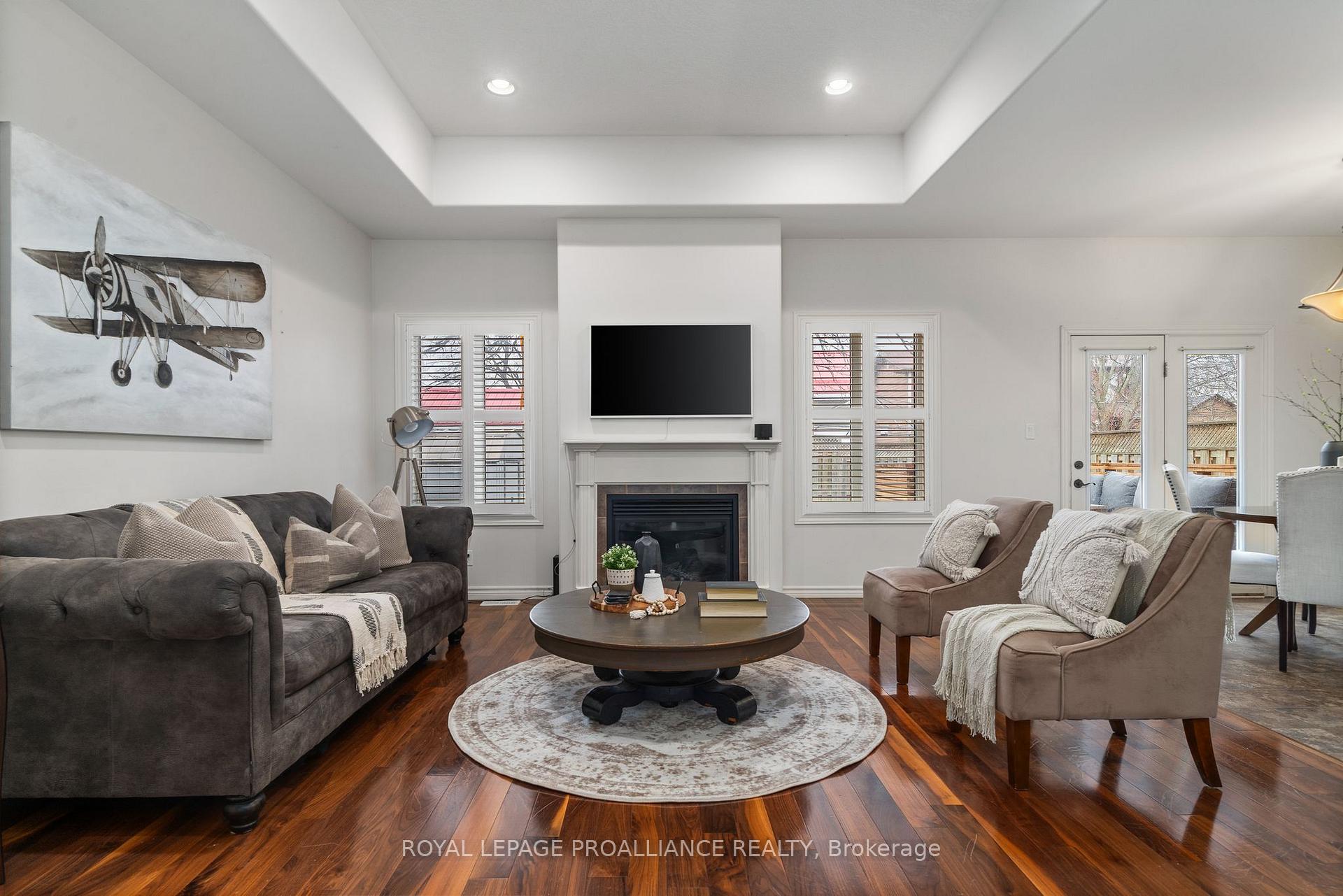 Photo 9 of 17 Gavey Street, Belleville, Thurlow Ward — HOMEH