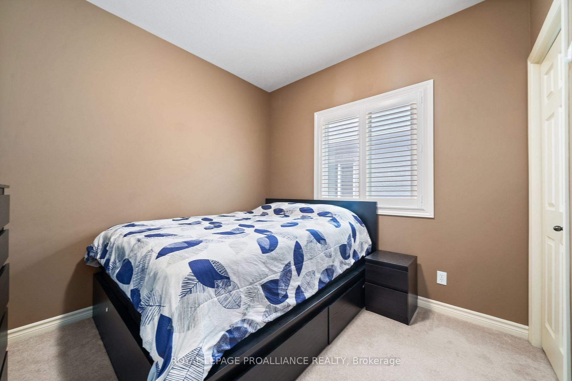 Photo 21 of 17 Gavey Street, Belleville, Thurlow Ward — HOMEH