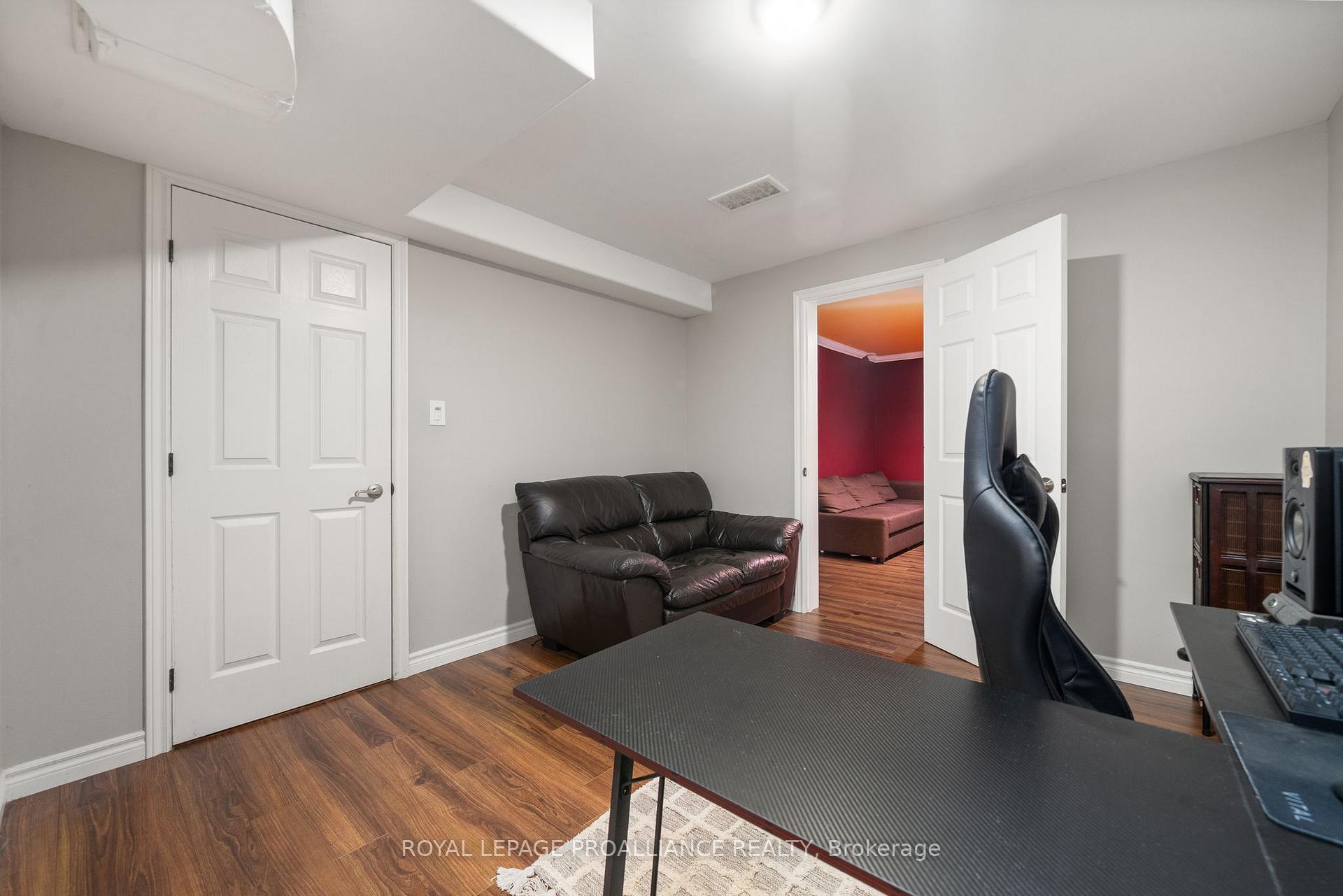 Photo 31 of 17 Gavey Street, Belleville, Thurlow Ward — HOMEH