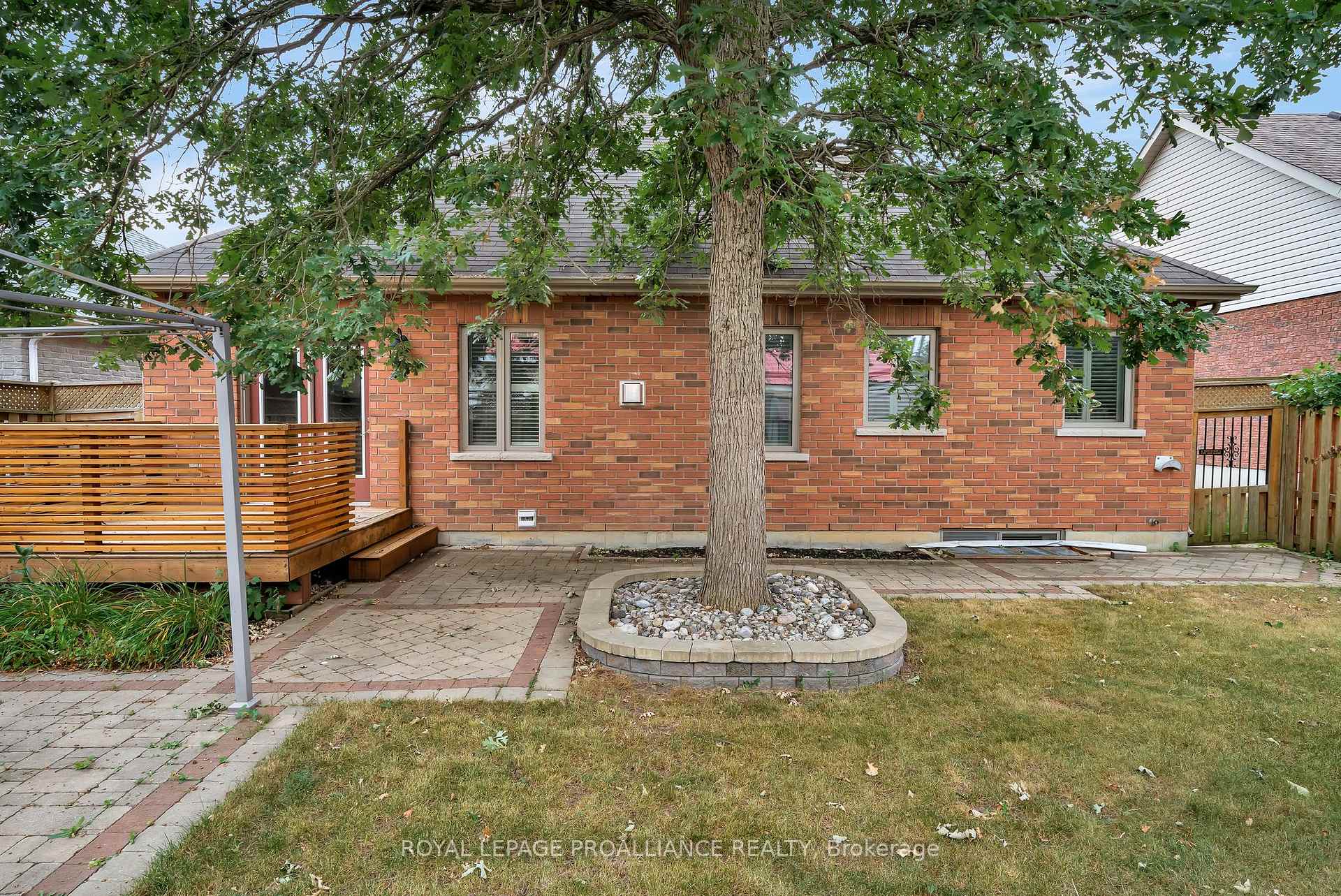 Photo 41 of 17 Gavey Street, Belleville, Thurlow Ward — HOMEH